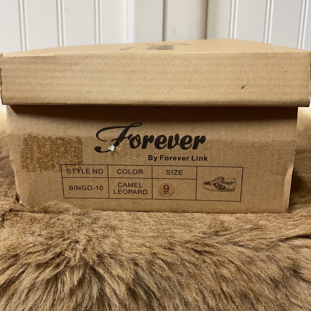 Forever Leopard Print Sneakers 9 NWT - Picture 10 of 11